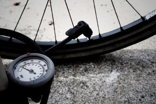 Pompka do roweru – kluczowy element każdej wycieczki rowerowej